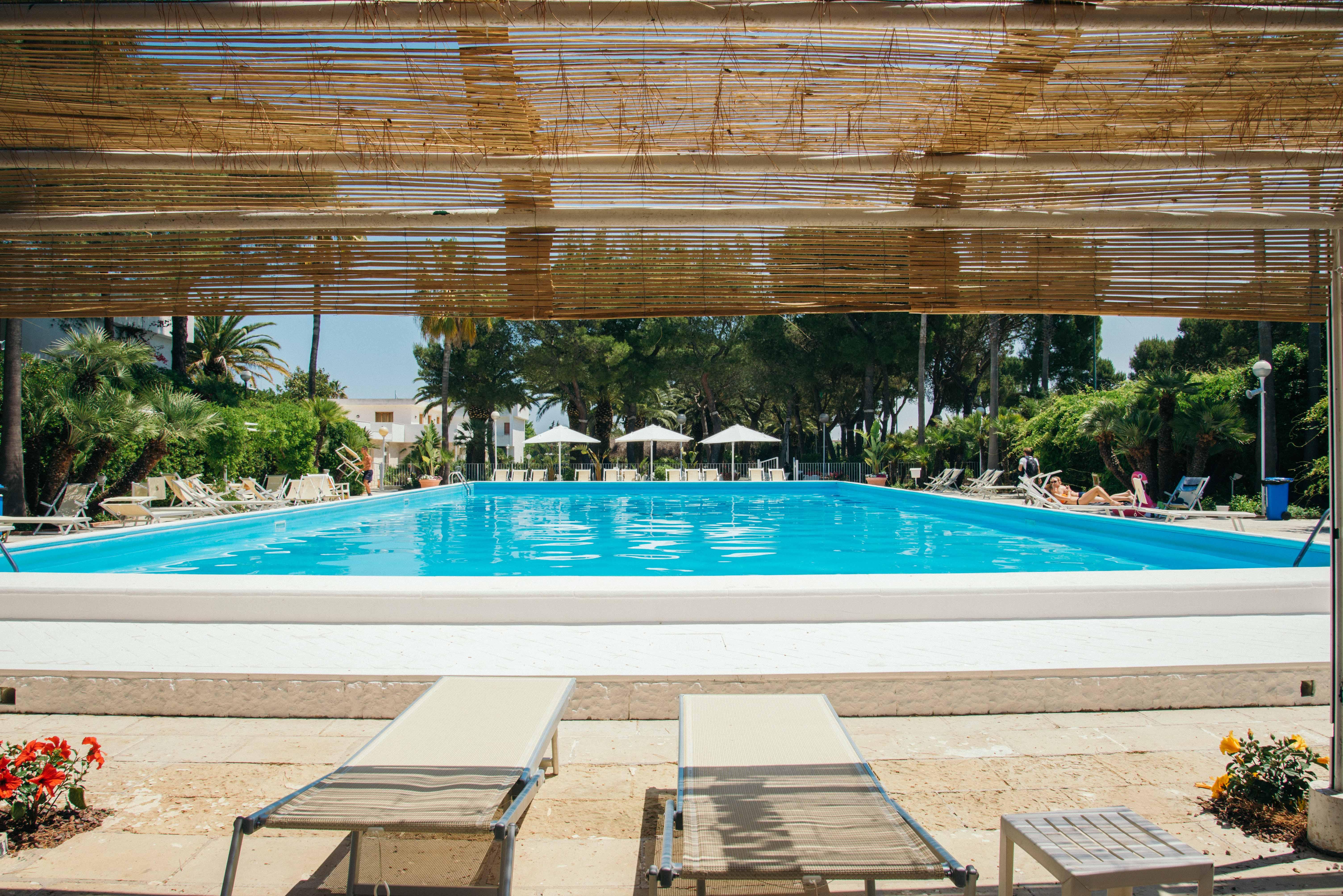 Hotel Riva Del Sole Giovinazzo Bagian luar foto