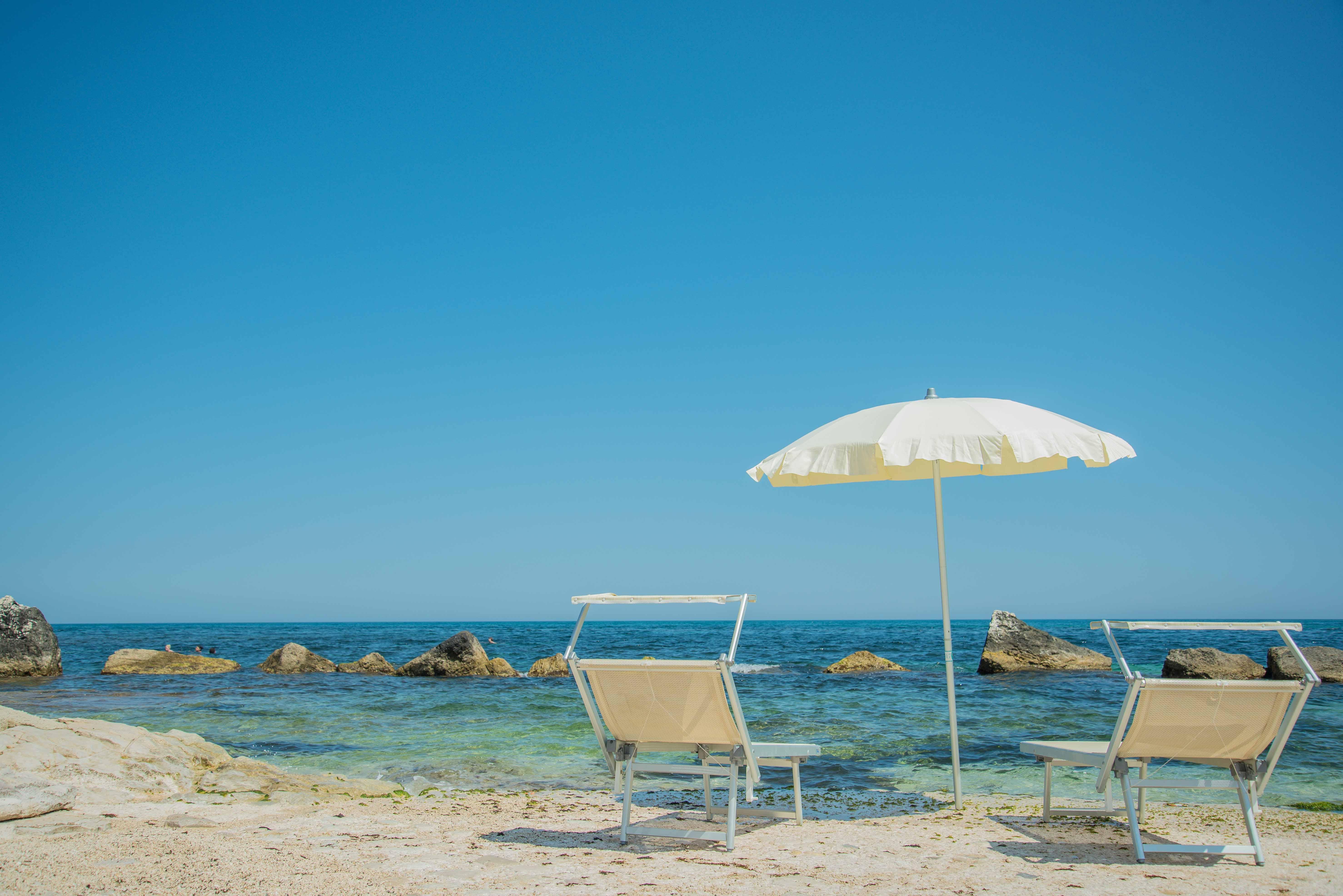 Hotel Riva Del Sole Giovinazzo Bagian luar foto