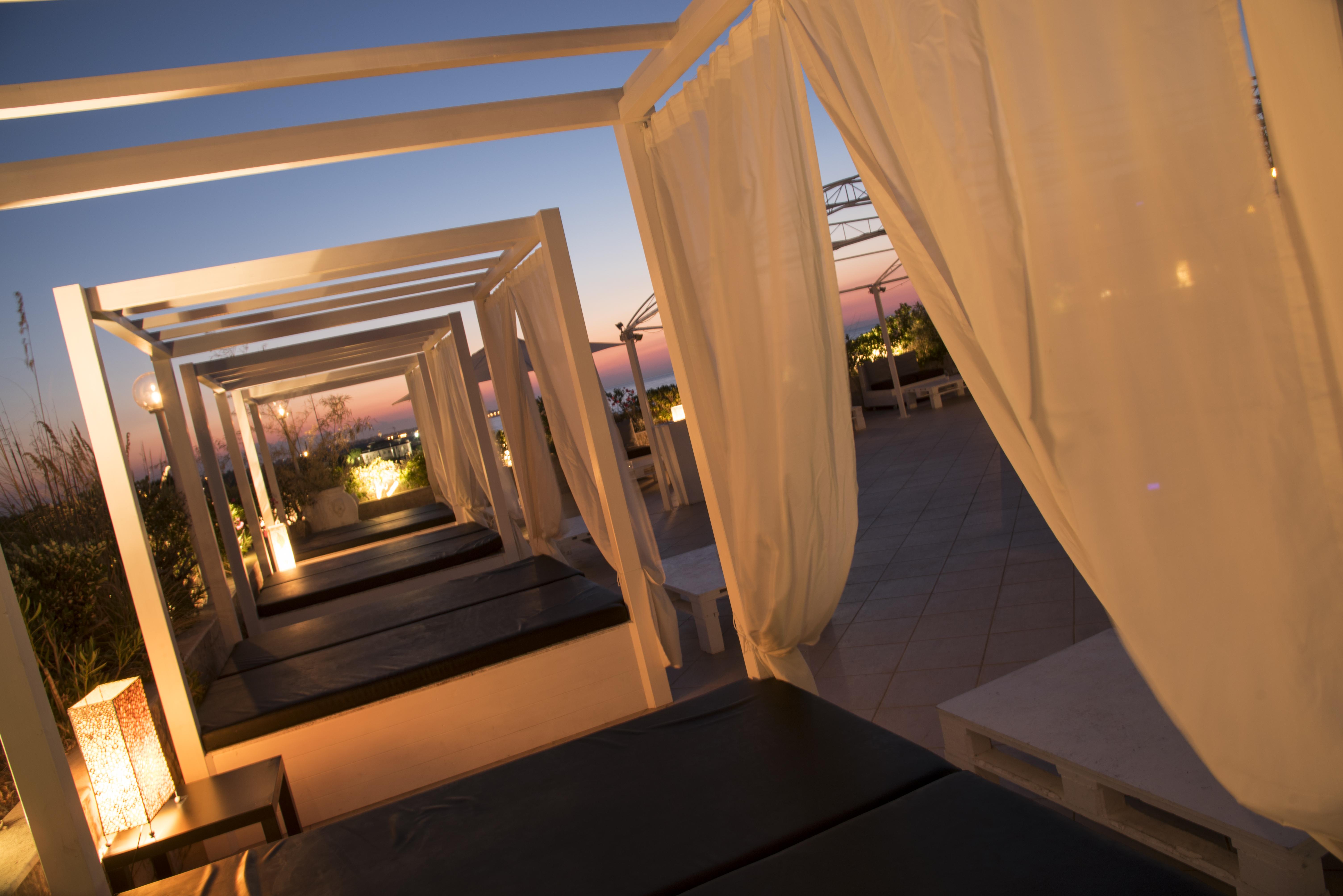 Hotel Riva Del Sole Giovinazzo Bagian luar foto