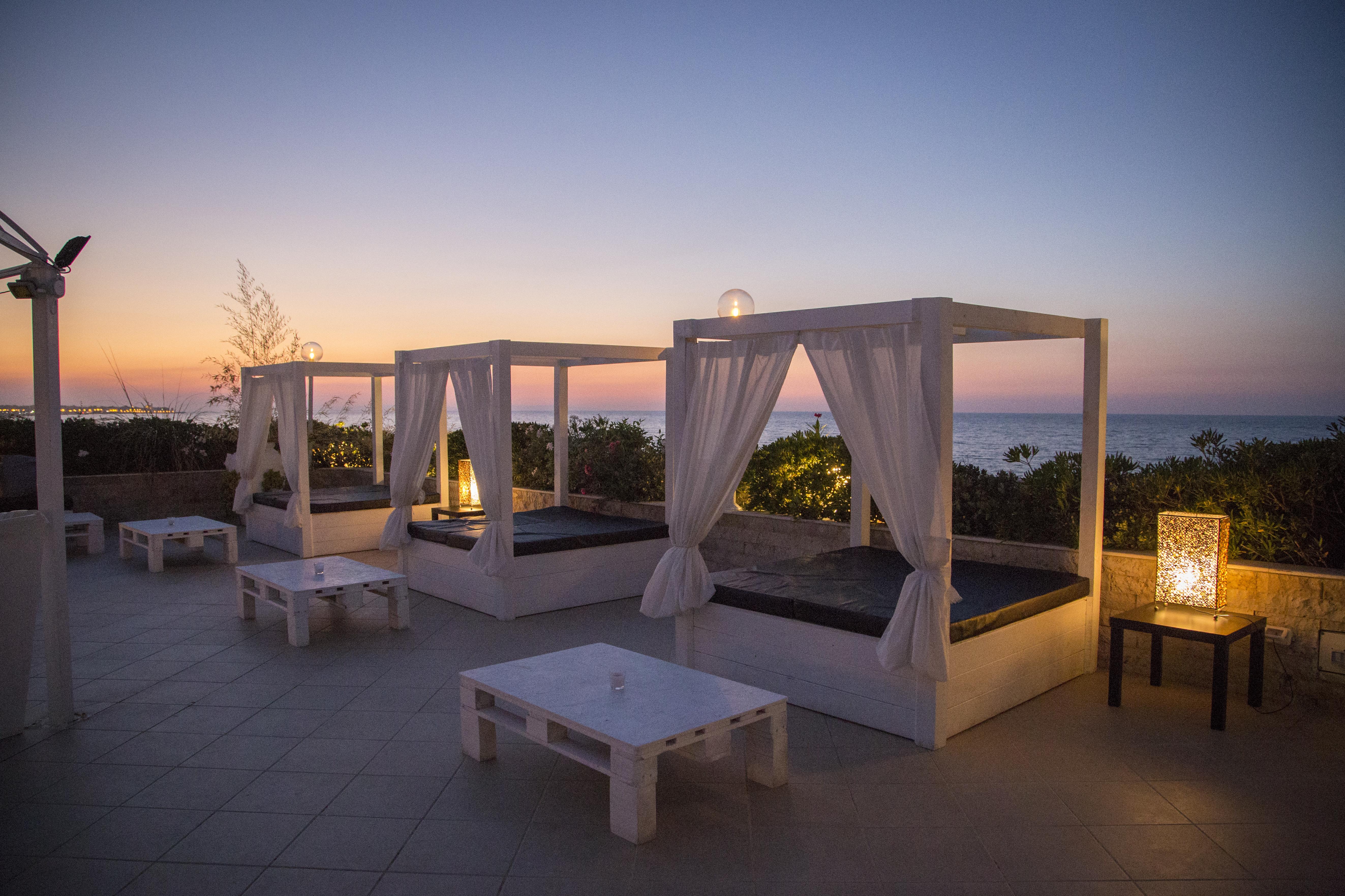 Hotel Riva Del Sole Giovinazzo Bagian luar foto