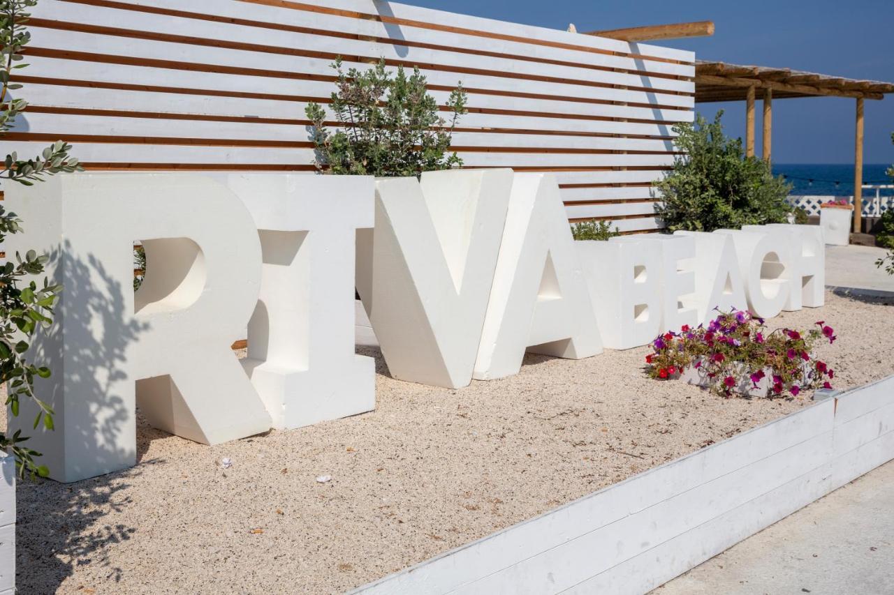 Hotel Riva Del Sole Giovinazzo Bagian luar foto