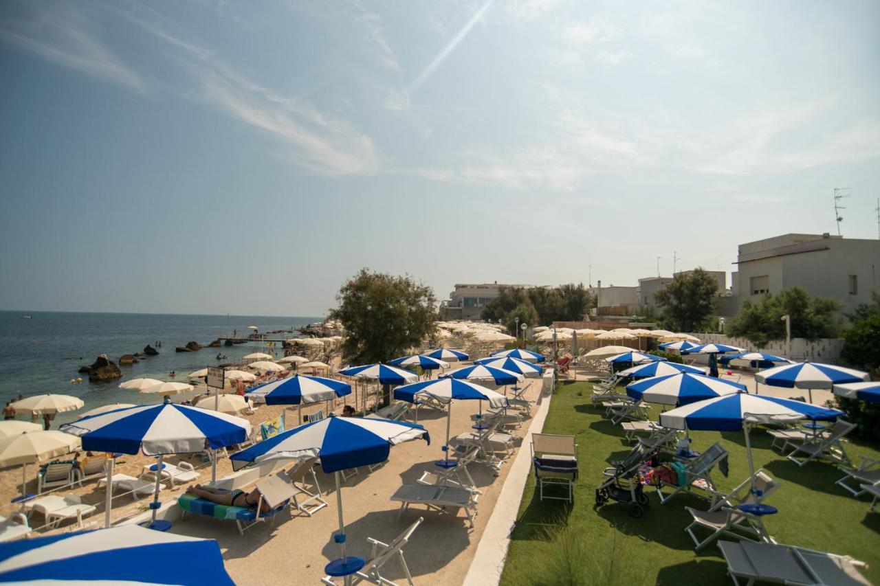 Hotel Riva Del Sole Giovinazzo Bagian luar foto